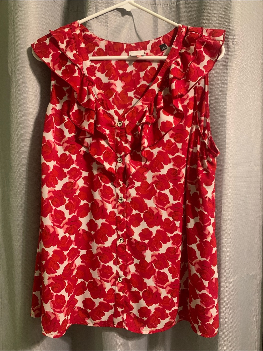 CAbi Red and White Floral Sleeveless Blouse